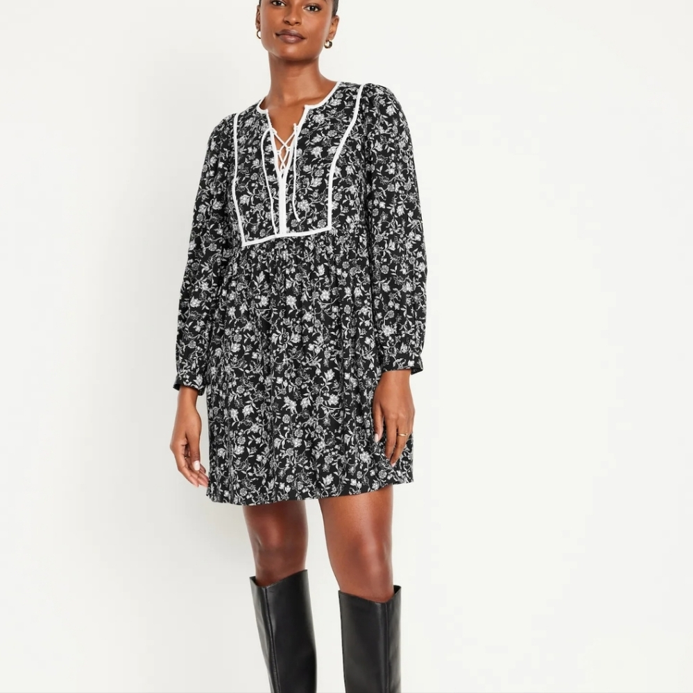 NWT Old Navy Floral Long-Sleeve Boho Mini Dress